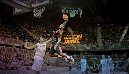 优游国际-加维射门折射中柱，阿劳霍近距离空门离谱打偏，巴萨痛失关键胜利