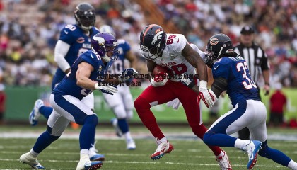 优游国际-29岁后卫霍尔丁自由转会加盟美职联科罗拉多急流