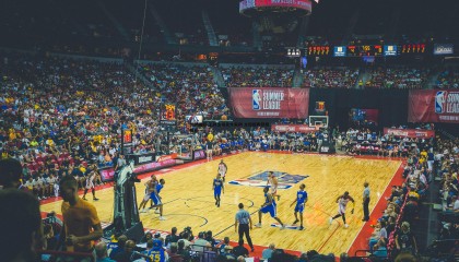 优游国际-王牌主场意外失利 太阳新阵初显锋芒